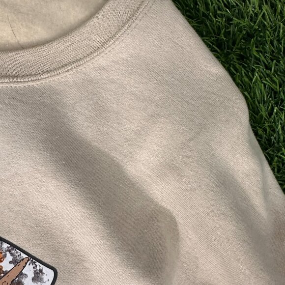 ⚫️NOT PERFECT Something In The Orange Zach Bryan Crewneck Sweatshirt - Picture 2 of 3